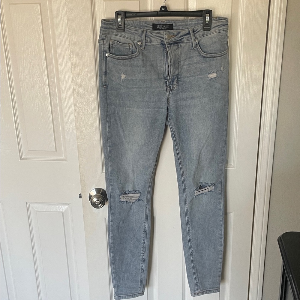 Light Wash Distressed Women's Jeans -